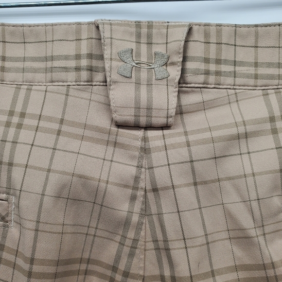 Under Armour flat front tan quick dry plaid athletic shorts men's size 38 - Picture 4 of 6